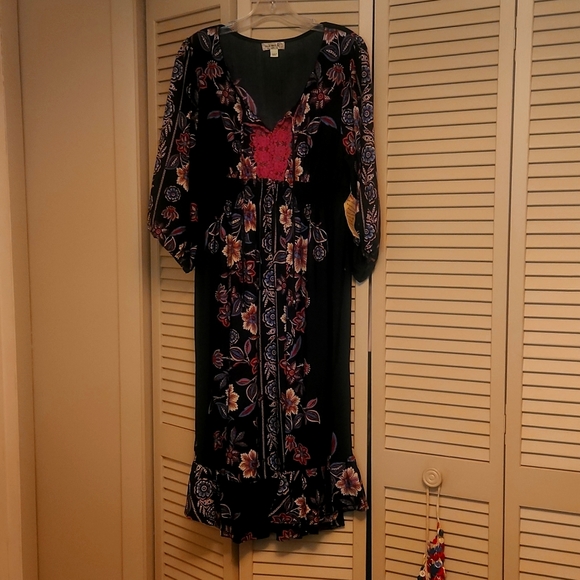 ONE WORLD Dresses & Skirts - One World Live and Let Live XL Midi Floral Long Sleeve Dress Black Pink Blue